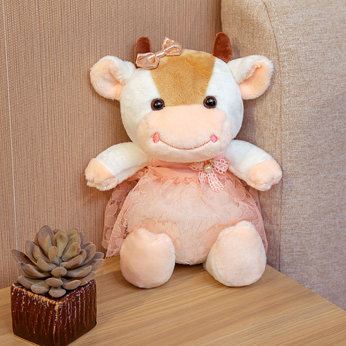 Игрушка-подушка "Коровка Мэнни" 30 см