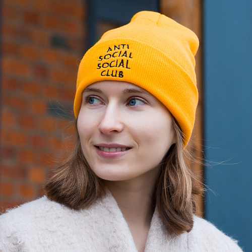 Шапка "Anti social" (желтая)