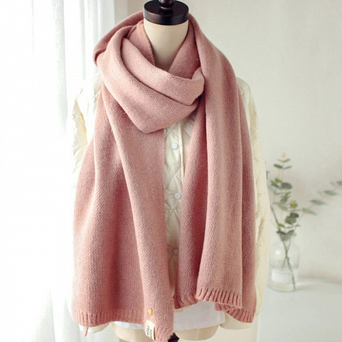 Шарф с ананасом розовый