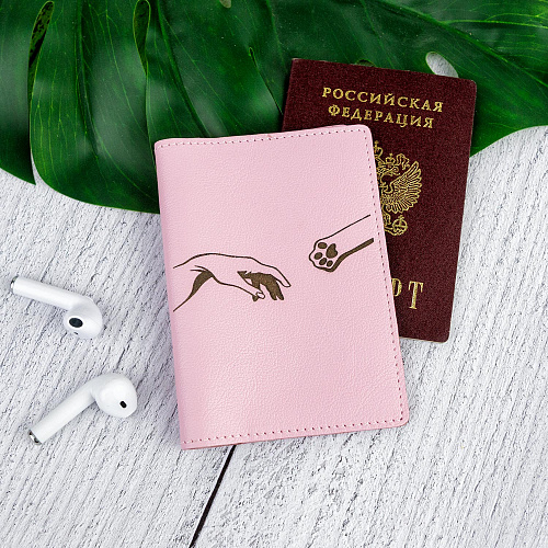 Обложка для паспорта "Рука и лапка" (кожа)