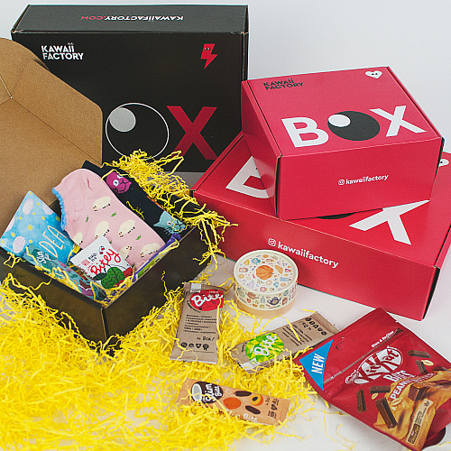 Подарочная коробка Kawaii small black