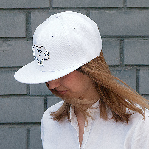 Кепка "Взрыв" (белая)