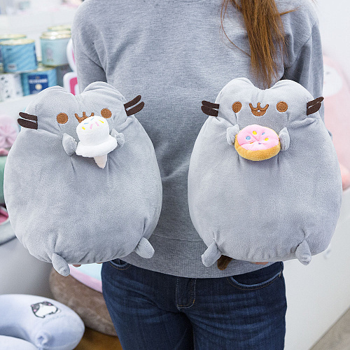 Игрушка-подушка "Кот с пончиком" (серый) 24см