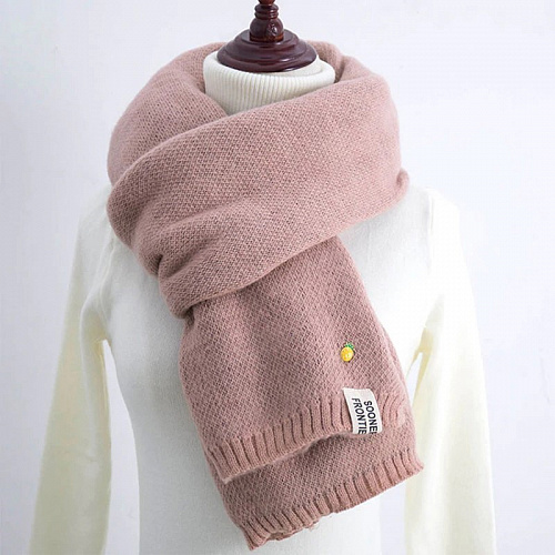 Шарф с ананасом розовый