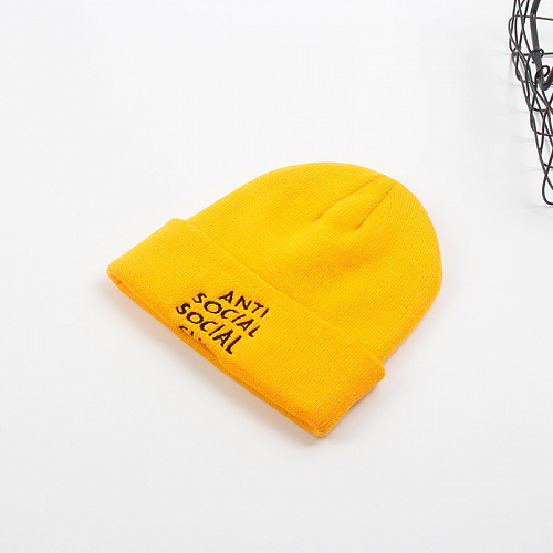 Шапка "Anti social" (желтая)
