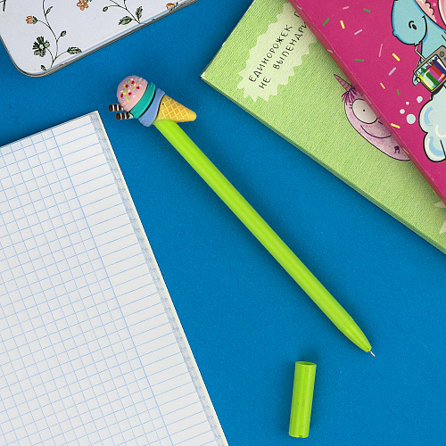 Ручка "Мороженое-рожок" (зеленая c розовым)