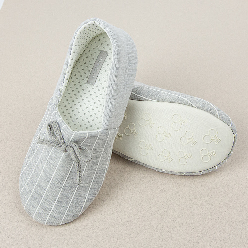 Тапочки в полоску в бантиками (серые)