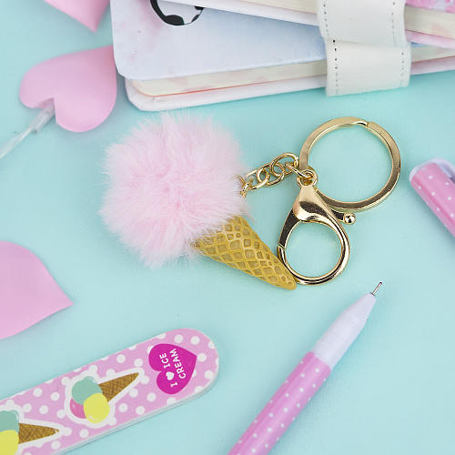 Брелок "Рожок мороженого" (розовый)