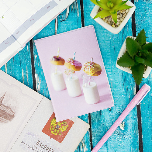 Обложка для паспорта "Milkshakes"