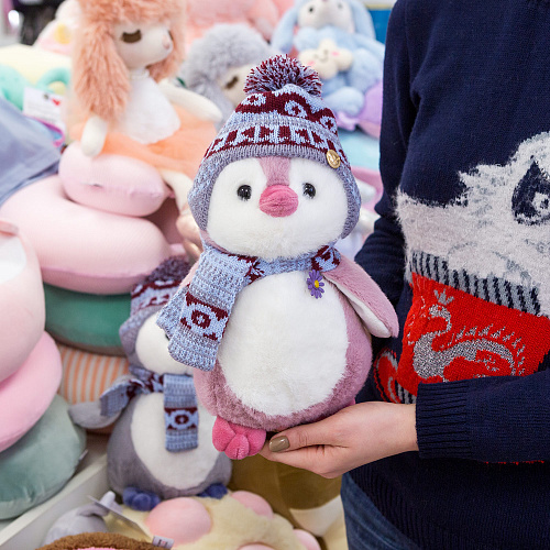 Игрушка-подушка "Пингвин Мелани" (розовый) 27см