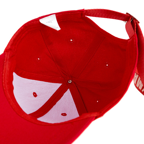 Кепка "V/Made" (красная)