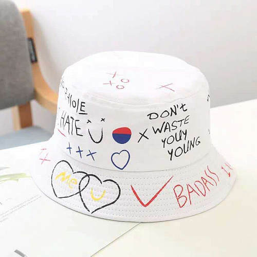 Панама "Надписи" (белая)