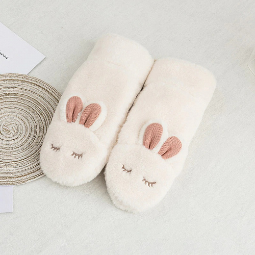 Варежки "Кролики" (белые)