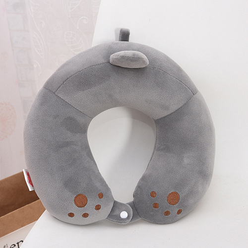 Подушка для путешествий "Лапки" (серая)