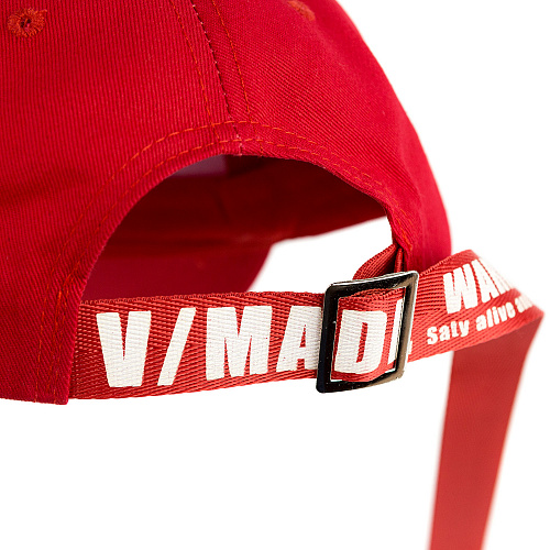 Кепка "V/Made" (красная)