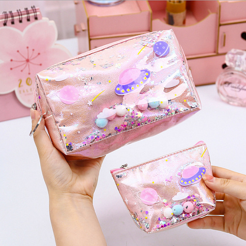 Косметичка "Планеты" розовая