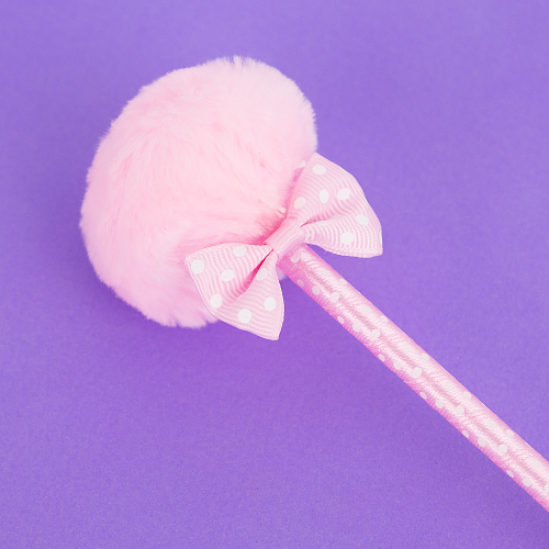 Ручка с помпоном (розовая)