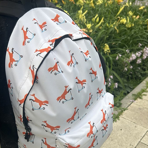 Рюкзак "Лисичка на самокате" (бежевый)