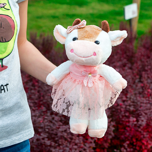 Игрушка-подушка "Коровка Мэнни" 30 см