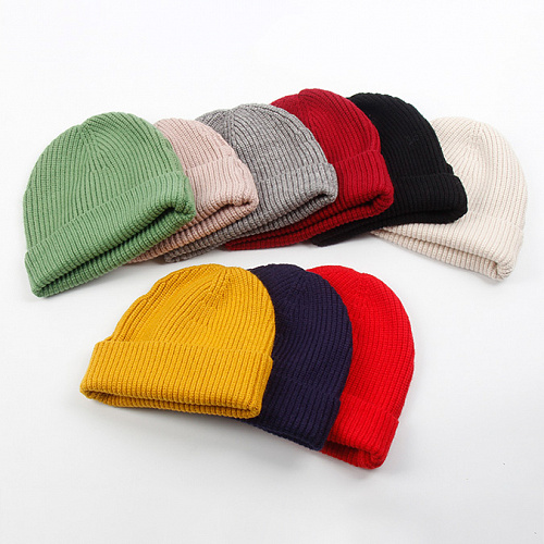 Шапка "Base" (зеленая)