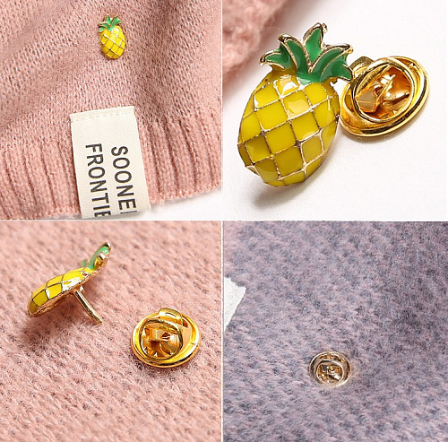 Шарф с ананасом розовый