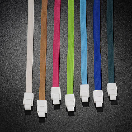 Шнурок для бейджей с пластиковым карабином (серый)