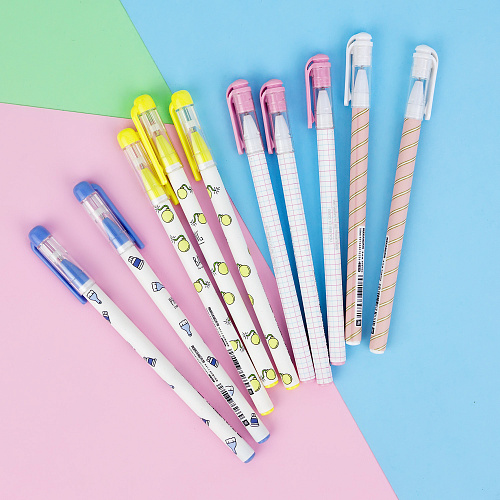 Набор из 10 ручек в ассортименте