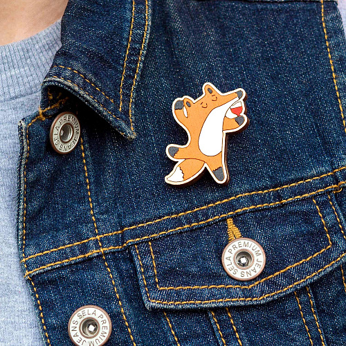 Значок "Лиса и вино"