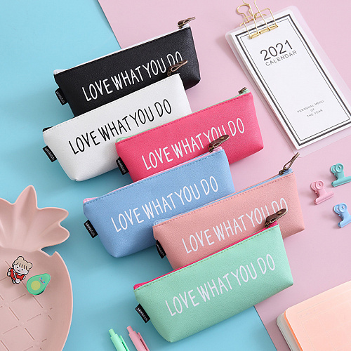 Пенал-косметичка "Love what you do" мята