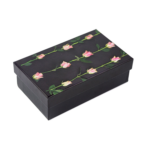 Подарочная коробка «Цветы» 14 х 8.4 х 4.5 см розовые розы на черном