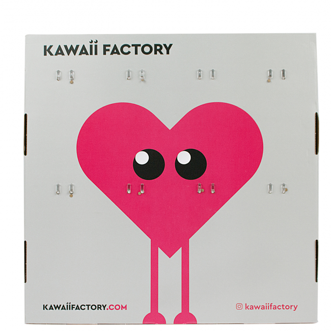 Фирменная стойка "KAWAII FACTORY"
