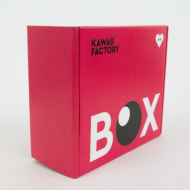 Подарочная коробка Kawaii small red