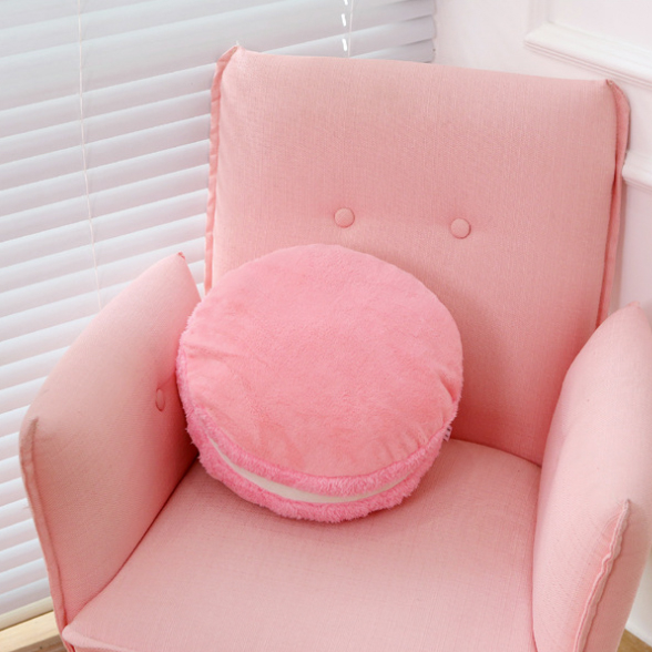 Игрушка-подушка "Macaron" (розовая)
